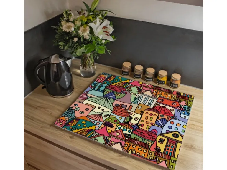 Banjado Herdabdeckplatte Glas 1 Teilig 60x52CM Schneidebrett Herdabdeckung Mit Motiv Funky Town