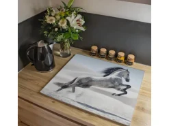 Banjado Herdabdeckplatte Glas 1 Teilig 60x52CM Schneidebrett Herdabdeckung Mit Motiv Wildes Pferd