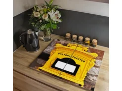Banjado Herdabdeckplatte Glas 2 Teilig Je 30x52CM Schneidebrett Herdabdeckung Mit Motiv Historischer Postkasten