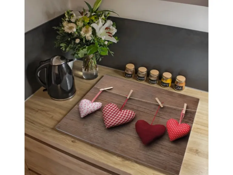 Banjado Herdabdeckplatte Glas 1 Teilig 60x52CM Schneidebrett Herdabdeckung Mit Motiv Herzen