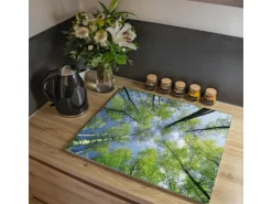Banjado Herdabdeckplatte Glas 1 Teilig 60x52CM Schneidebrett Herdabdeckung Mit Motiv Zwischen Bäumen 3