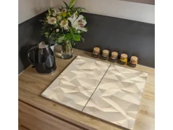 Banjado Herdabdeckplatte Glas 2 Teilig Je 30x52CM Schneidebrett Herdabdeckung Mit Motiv Steinwand 2