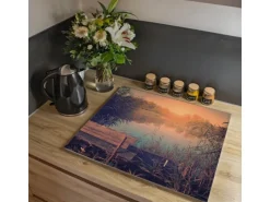 Banjado Herdabdeckplatte Glas 1 Teilig 60x52CM Schneidebrett Herdabdeckung Mit Motiv Bank Am See