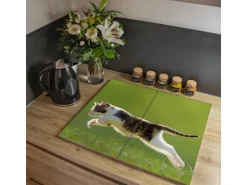 Banjado Herdabdeckplatte Glas 2 Teilig Je 30x52CM Schneidebrett Herdabdeckung Mit Motiv Jagende Katze