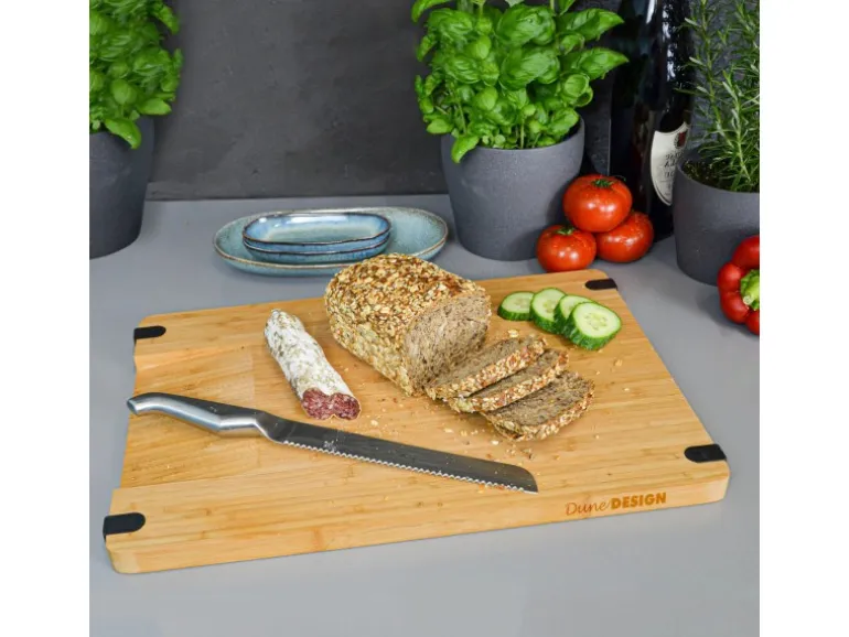 DuneDesign Schneidebrett aus Bambus 44 x 30 x 2 cm mit Ausguss