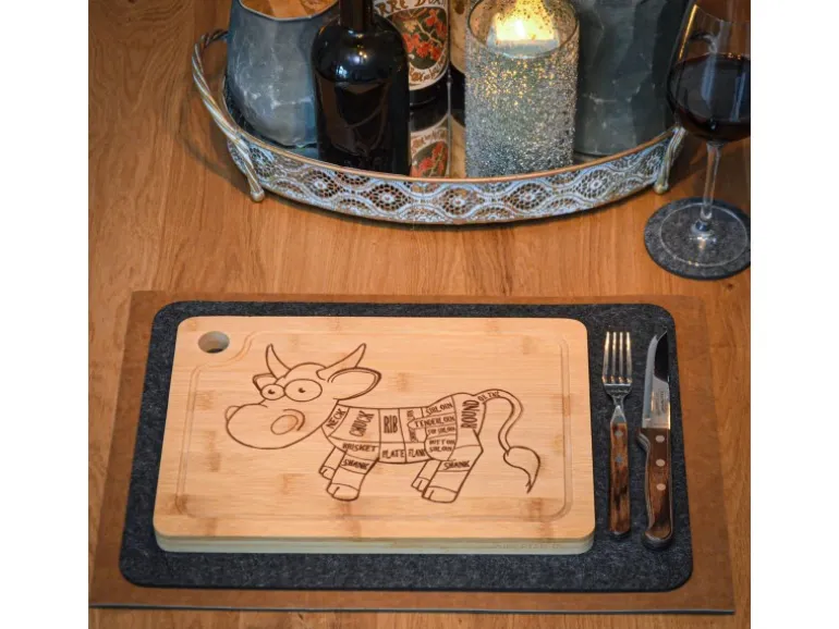 DuneDesign Schneidebrett aus Bambus 33 x 23 x 2 cm mit Saftrille