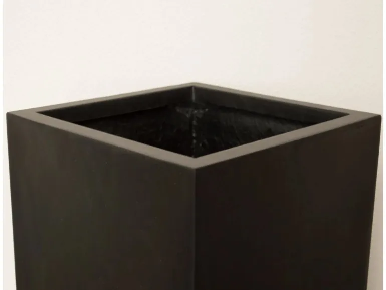 Elegant Einrichten Pflanzkübel Fiberglas Säule 38x38x70cm Elegant Schwarz-Matt