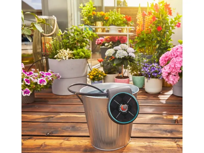 Gardena Solar-Bewässerung Aqua Bloom Set