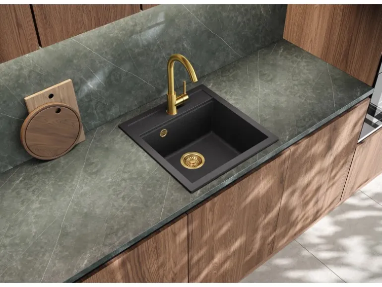 Helika Einbauspüle Tessa 49 cm x 51 cm Schwarz inkl. Goldventil