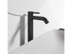 Ideal Standard Waschtischarmatur Ceraline Längerer Sockel + Ablaufgarnitur Black