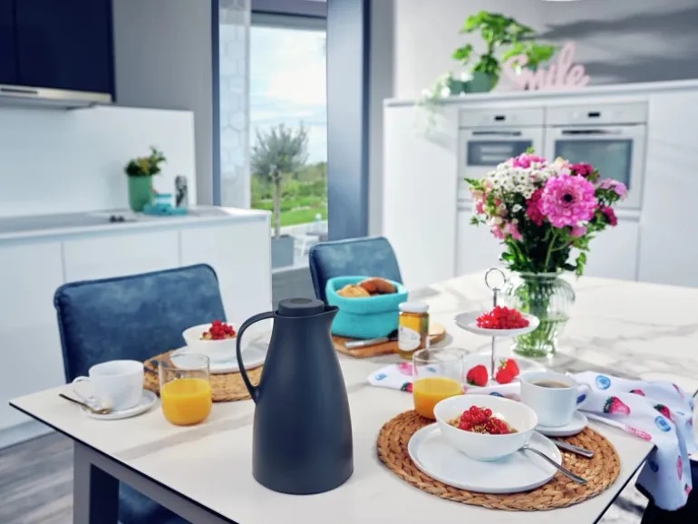 Isolierkanne Harmonic 1 l dunkelblau