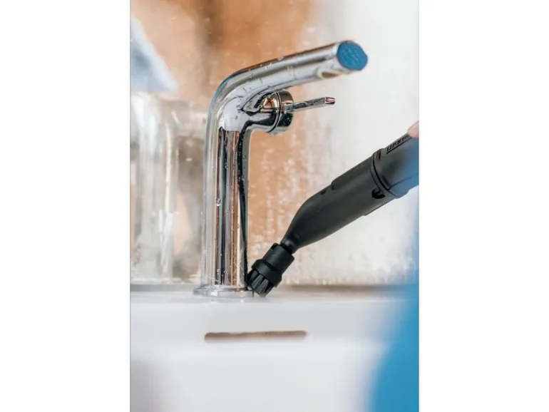 Kärcher Dampfreiniger SC 4 EasyFix für 100 m² Weiß-Schwarz