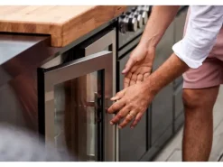 MyOutdoorKitchen Zweitüriger Modul-Kühlschrank Black Collection