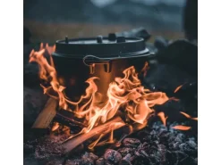 Petromax Dutch Oven Set FT9-Scrub Schwarz mit Standfüßen 7,5 l Ø 23,9 cm