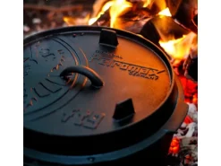 Petromax Dutch Oven Set FT9-Scrub Schwarz mit Standfüßen 7,5 l Ø 23,9 cm