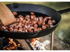 Petromax Feuerpfanne FP40-T Schwarz mit Stiel Gusseisen Ø 40 cm