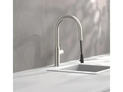 Schütte Spültischarmatur Blackpool mit herausziehbarer Haarbrause Edelstahloptik