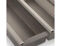 SOTECH Cuisio Besteckeinsatz 800 mm Höhe 55 mm Transluzent Graphitgrau mit Messerblock