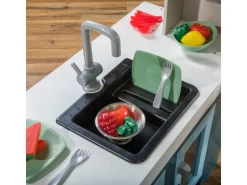 Step2 Spielküche Grand Walk In Wood Kitchen