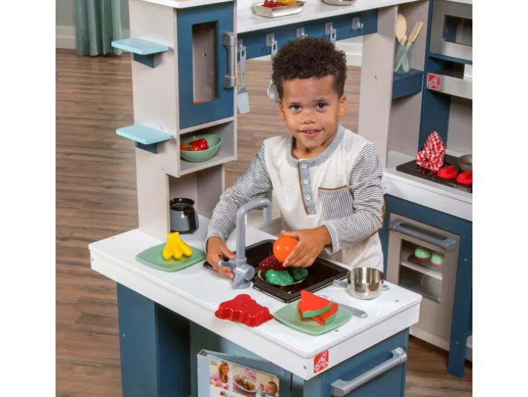 Step2 Spielküche Grand Walk In Wood Kitchen