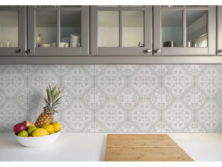 Tulup PVC Fliesen Selbstklebende 30 cm x 30 cm Set von 9 Klassische Klebefliesen Vinyl Bodenfliesen Klebefliesen für Küche Blumen Ornament