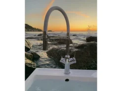 VIZIO 4 Wege Wasserhahn Küchenarmatur BOD mit 360° Schwenkbarem Auslauf Abnehmbare 2 Strahl Handbrause Verchromt   Weiß