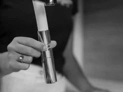 VIZIO 3 Wege Wasserhahn Küchenarmatur Edelstahl Massiv mit 360° Schwenkbarem Auslauf Abnehmbare 2 Strahl Handbrause Gebürstet   Hellblau