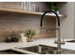 VIZIO 5 Wege Wasserhahn Küchenarmatur Edelstahl Massiv mit 360° Schwenkbarem Auslauf Abnehmbare 2 Strahl Handbrause Gebürstet   Orange