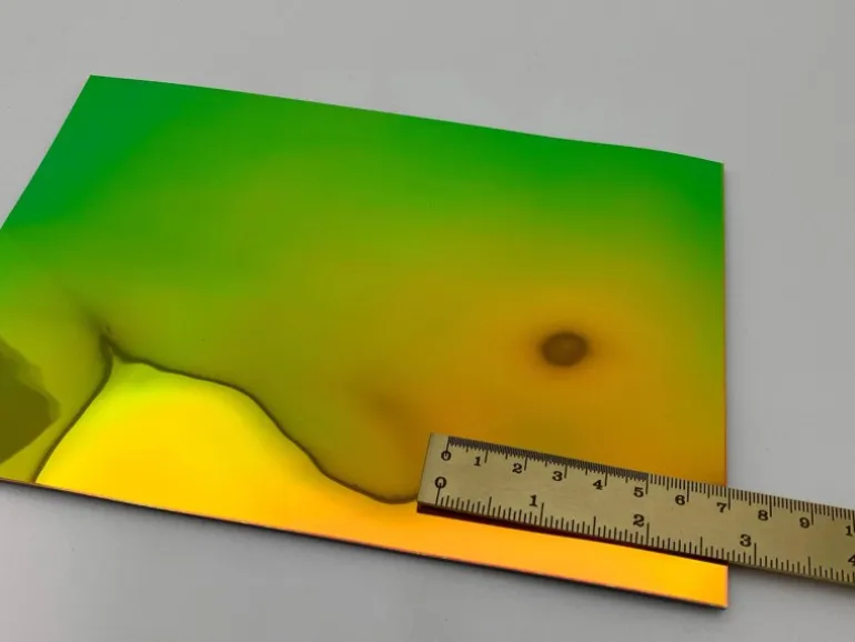 WALLFACE 27743 OCEAN Rainbow Wandpaneel Metall-Optik Holographisch Grün 2600 mm x 1000 mm x 8,24 mm 2,6 m2 Grün