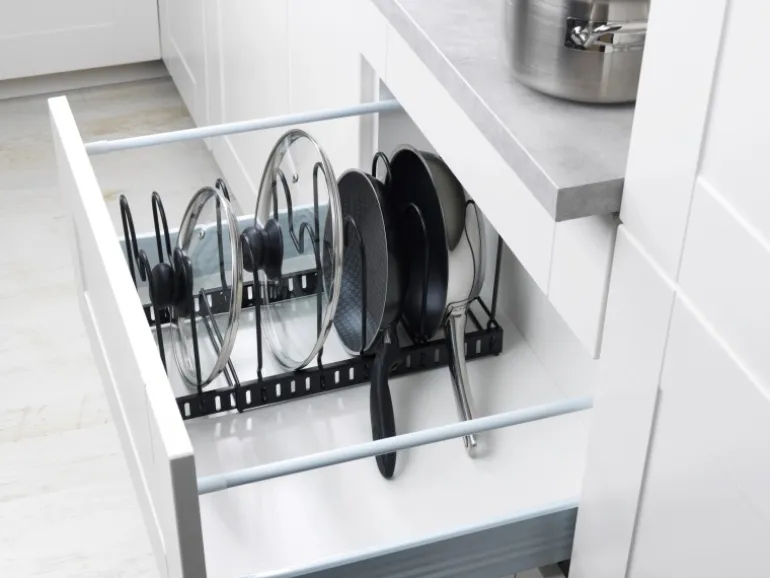 Wenko Deckel- und Pfannenhalter ausziehbar